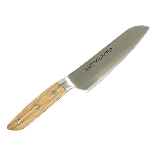 佐竹産業 包丁 バイアキッチン オリーブ 三徳包丁 日本製 16.5cm 万能包丁 OL001 サイズ(約):全長30cm、刃渡り16.5cm 本体重量(約):165g 素材・材質:刀身/モリブデンステンレス刃物鋼、柄/オリーブ材 生産国:日本 商品コード20077188525商品名佐竹産業 包丁 バイアキッチン オリーブ 三徳包丁 日本製 16.5cm 万能包丁 OL001型番OL001サイズ170 mmカラーオリーブ※他モールでも併売しているため、タイミングによって在庫切れの可能性がございます。その際は、別途ご連絡させていただきます。※他モールでも併売しているため、タイミングによって在庫切れの可能性がございます。その際は、別途ご連絡させていただきます。