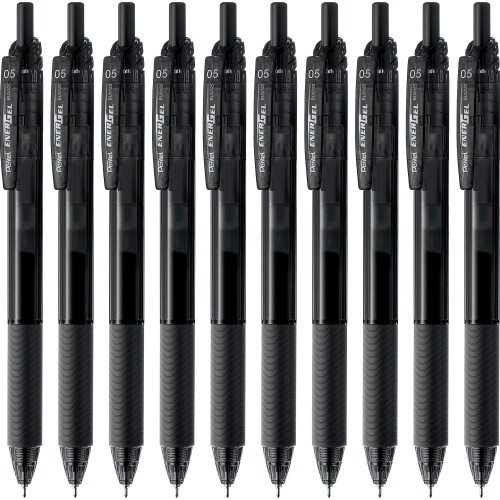 ぺんてる ボールペン ゲルインキ エナージェル エス 0.5mm ブラック軸 BLN125-A 黒 10本 【特長】スッとかけてサッと乾くゲルインキボールペン 【インキ色】黒 【ボール径】0.5mm 【材質】軸・クリップ・ノック=再生PP、グリップ=エラストマー 【1本あたりサイズ/重さ】幅 16mm ×奥行 11mm × 長さ 147mm/12g 濃いインキで文字が見やすい。乾きも速いので、ノートや手や服の袖を汚さずきれいに書ける。 ゲルインキボールペンエナージェルSシリーズはスリムボディのボールペン。 軸がぶれにくい、後軸クリップ交換式のリフィルです。 商品コード20063924573商品名ぺんてる ボールペン ゲルインキ エナージェル エス 0.5mm ブラック軸 BLN125-A 黒 10本型番BLN125-A(10)カラー黒※他モールでも併売しているため、タイミングによって在庫切れの可能性がございます。その際は、別途ご連絡させていただきます。※他モールでも併売しているため、タイミングによって在庫切れの可能性がございます。その際は、別途ご連絡させていただきます。
