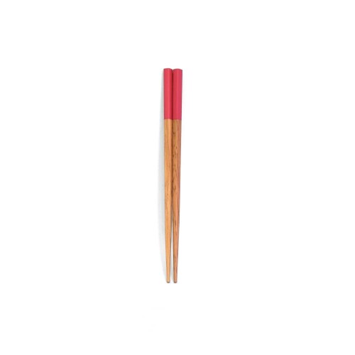 かのりゅう 子供箸 五角 レッド 原材料:栗、ウレタン塗装 サイズ:145(mm) 原産国:中国/最終加工:日本 備考:抗菌・抗ウイルス加工 より清潔でもっと楽しい毎日の食卓へ。 抗菌 ■抗ウイルス効果のある銀系無機抗菌剤を配合した塗料で全面コーティングしました。 落ち着いたマットな仕上げのアーズカラーは食卓にすっと溶け込みます。 家族それぞれ自分好みのカラーをお選びください。 商品コード20076098623商品名かのりゅう 子供箸 五角 レッド型番B21-8-6sカラーレッド※他モールでも併売しているため、タイミングによって在庫切れの可能性がございます。その際は、別途ご連絡させていただきます。※他モールでも併売しているため、タイミングによって在庫切れの可能性がございます。その際は、別途ご連絡させていただきます。