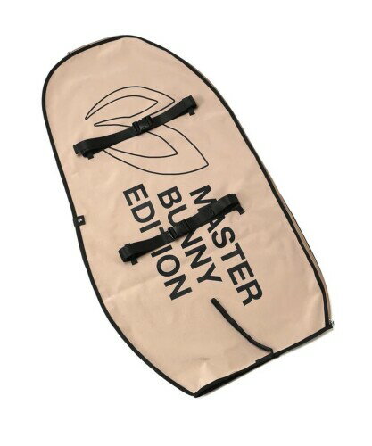 (マスターバニーエディション) トラベルカバー (ベーシック・送り状カバー) / ゴルフ CB / 758-5184407 040_ベージュ FR:高さ 130cm ※商品サイズは、製品の仕上がりサイズになります。(商品サイズ=ヌード寸法+ゆとり分となります。) 商品生地の特性によって、1-2cm前後の誤差が生じます。 商品タグに記載されているサイズはヌード寸法になります。 説明 ■[マスターバニー] トラベルカバー (ベーシック ■送り状カバー) 758-5184407 ■MASTER BUNNY EDITION (マスターバニー エディション)よりトラベルカバーの登場です。 遠征や旅行など移動を伴うシーンでキャディーバッグの保護として必要なトラベルカバーです。 長く使える定番カラーでごじしんようとしてはもちろん、贈り物用でも大変喜ばれるアイテムです。 マスターバニーらしいシンプルなデザインの中にセンスが光るお洒落なルックスはゴルフ場でも注目の的になること間違いなしです! 。 ■トラベルカバー ■ユニセックス ■ポリエステル素材 ■定番ロゴデザイン ■旅行や遠征に欠かせないアイテムです。 ■ゴルフが2倍楽しくなる人気ブランドMASTER BUNNY(マスターバニー)からの商品です。 ■ 【MASATER BUNNY契約プロ】芹沢信雄プロ、藤田寛之プロ、キム ■ヒョンソン プロ、原英莉花プロ、上田桃子プロ、脇元華プロなど数多くの有名プレイヤーが着用しております。 商品コード20078038682商品名(マスターバニーエディション) トラベルカバー (ベーシック・送り状カバー) / ゴルフ CB / 758-5184407 040_ベージュ型番758-5184407サイズFRカラー040_ベージュ※他モールでも併売しているため、タイミングによって在庫切れの可能性がございます。その際は、別途ご連絡させていただきます。※他モールでも併売しているため、タイミングによって在庫切れの可能性がございます。その際は、別途ご連絡させていただきます。