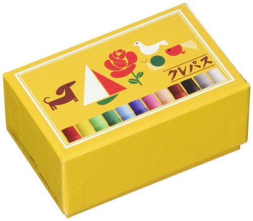キテラ おどうぐばこ カードサイズ クレパス柄 KS-BOX-CA 材質:内側芯ボール紙 材質:外側エンボス紙 サイズ:横109mm×縦69mm×高さ53mm 子供の頃、誰もが使ったサクラクレパスの可愛いデザインでおどうぐばこを作りました。カードサイズ、ポストカードサイズ、変形B5サイズの3種類です。おどうぐばことしてはもちろんマスキングテープや小物なども入るサイズで使い方は自由です。紙製でありながらしっかりしたつくりで耐久性にも優れています。懐かしいサクラクレパスのデザインは大人から子供まで幅広く愛されています。 商品コード20077778705商品名キテラ おどうぐばこ カードサイズ クレパス柄 KS-BOX-CA型番KS-BOX-CA※他モールでも併売しているため、タイミングによって在庫切れの可能性がございます。その際は、別途ご連絡させていただきます。※他モールでも併売しているため、タイミングによって在庫切れの可能性がございます。その際は、別途ご連絡させていただきます。