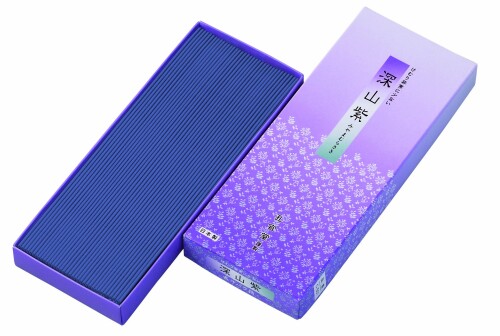 孔官堂のお線香 深山紫 長寸バラ詰 約130g #C-501 原産国 : 日本 内容量 : 約130g 商品サイズ (幅X奥行X高さ) : 93×25×230 質量 : 195 香炉など不燃性の容器を使用して下さい。 ヘッドスペース法を導入してリラの花の香りのイメージを柔らかく表現しました。煙の量:非常に少ない 商品コード20076064715商品名孔官堂のお線香 深山紫 長寸バラ詰 約130g #C-501型番C-501サイズ230 centimeters※他モールでも併売しているため、タイミングによって在庫切れの可能性がございます。その際は、別途ご連絡させていただきます。※他モールでも併売しているため、タイミングによって在庫切れの可能性がございます。その際は、別途ご連絡させていただきます。