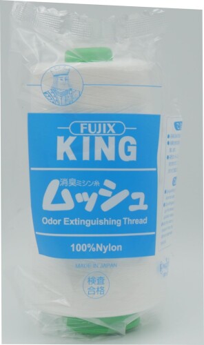 FUJIX (フジックス) キング 消臭 ミシン糸 ムッシュ ＃50/3000m COL. 403 ナイロン100％ 4936 仕様: #50/3000 m 素材: ナイロン 100% 色展開:3色 主な用途: 消臭機能 アンモニアなどの悪臭を化学的に吸着して中和することで消臭します。消臭機能は洗濯して乾燥させることによって回復するので、くり返し効果を発揮します。 商品コード20082224853商品名FUJIX (フジックス) キング 消臭 ミシン糸 ムッシュ ＃50/3000m COL. 403 ナイロン100％ 4936型番4936カラー403※他モールでも併売しているため、タイミングによって在庫切れの可能性がございます。その際は、別途ご連絡させていただきます。※他モールでも併売しているため、タイミングによって在庫切れの可能性がございます。その際は、別途ご連絡させていただきます。