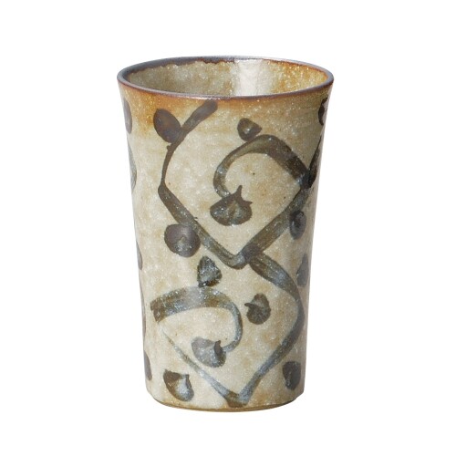 Rakuten - 宗峰窯 陶器 タンブラー たこ唐草 ビール ＆ チューハイ ベージュ 約[ファイ]8.8×13.1cm(約380ml) 343-15-493