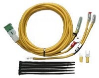 ENDY EAC-0550 アンプ電源ケーブル バッテリーから直接電源を供給するときに使用するスタンダードタイプのパワーケーブルです。 全長5.0m(ギボシ端子分岐コード含む5.2m)最大電流容量　40A　 ■5 SQ.(AWG 10)耐熱ケーブル 商品コード20077420962商品名ENDY EAC-0550 アンプ電源ケーブル型番EAC-0550カラーブラック※他モールでも併売しているため、タイミングによって在庫切れの可能性がございます。その際は、別途ご連絡させていただきます。※他モールでも併売しているため、タイミングによって在庫切れの可能性がございます。その際は、別途ご連絡させていただきます。