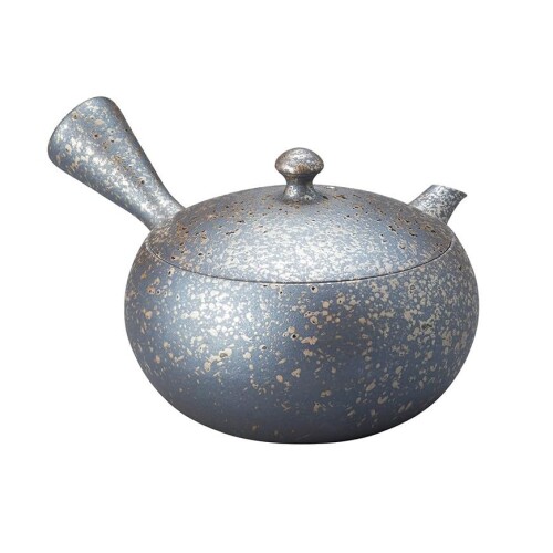 日本陶彩 藤田徳太 灰釉ささめ急須 M55431100 日本製 220ml 陶器 焼き物の急須は、何度もお茶を淹れ、使い込むうちに器が育つといいます。使い込むほどに艶が現れ、美しい表面になると言われています。 商品コード20076200963商品名日本陶彩 藤田徳太 灰釉ささめ急須 M55431100型番M55431100サイズ深さ13.7センチメートル、幅12.2センチメートル、高さ8センチメートルカラー黒※他モールでも併売しているため、タイミングによって在庫切れの可能性がございます。その際は、別途ご連絡させていただきます。※他モールでも併売しているため、タイミングによって在庫切れの可能性がございます。その際は、別途ご連絡させていただきます。