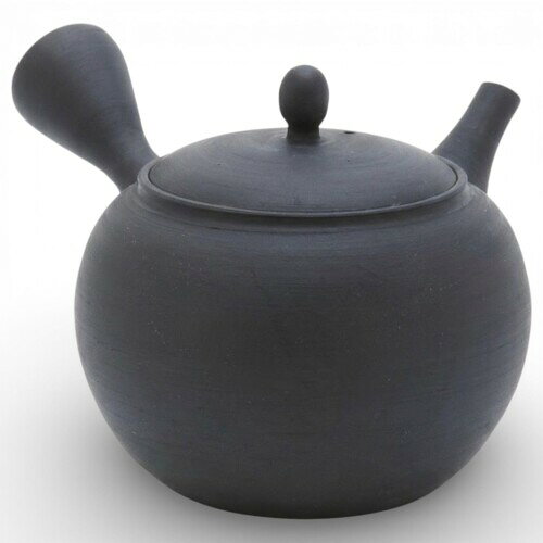 J-kitchens 常滑焼 急須 Selection セラメッシュ 網 （ 茶こし ） 400cc 陶磁器 日本製 JK-SEL403606 容量 約400cc 常滑焼のやわらかな佇まいが、空間に上品なときめきを添えます。置くだけで大人可愛い雰囲気が完成する、洗練された一品です。 さりげなく映える常滑焼。ナチュラルにもモダンにもなじみ、暮らしをふんわり格上げしてくれます。 モニター環境や撮影条件により、実際の商品と色味・見え方が多少異なる場合がございます。ご了承ください。 商品コード20082128977商品名J-kitchens 常滑焼 急須 Selection セラメッシュ 網 （ 茶こし ） 400cc 陶磁器 日本製 JK-SEL403606型番4573651403606カラーマルチ※他モールでも併売しているため、タイミングによって在庫切れの可能性がございます。その際は、別途ご連絡させていただきます。※他モールでも併売しているため、タイミングによって在庫切れの可能性がございます。その際は、別途ご連絡させていただきます。
