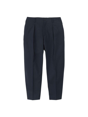 (NEUTRALWORKS.) NEWSBOY/PANTS ダークネイビー 28 ウール、ポリエステル、ナイロンを使用したサマーウールのスラックス 素材の吸湿性と消臭性を備えたさらっとした素材感 センタープリーツを施したシルエット 軽さと強度を兼ね備え、家庭での洗濯が可能なイージーケア仕様 説明 さらっとした素材感が特徴のサマーウールのスラックス。素材の吸湿性 ■消臭性を活かした、暑い夏にも快適な着心地のアイテム。センタープリーツでスタイリッシュなシルエットに仕上げています。ウール、ポリエステル、ナイロンを使用した素材は、軽さと強度を兼ね備えているうえ、手軽に洗濯できるイージーケアも特徴。好みに合わせて、ビジネスにもカジュアルにも着こなせる、さまざまなシーンで活躍するアイテム。 商品コード20082090983商品名(NEUTRALWORKS.) NEWSBOY/PANTS ダークネイビー 28型番KSU45149サイズ28カラーダークネイビー※他モールでも併売しているため、タイミングによって在庫切れの可能性がございます。その際は、別途ご連絡させていただきます。※他モールでも併売しているため、タイミングによって在庫切れの可能性がございます。その際は、別途ご連絡させていただきます。