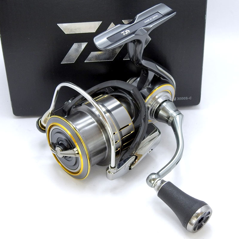 DAIWA ダイワ スピニングリール 21 ルビアス エアリティ LT3000 S-C 【中古】