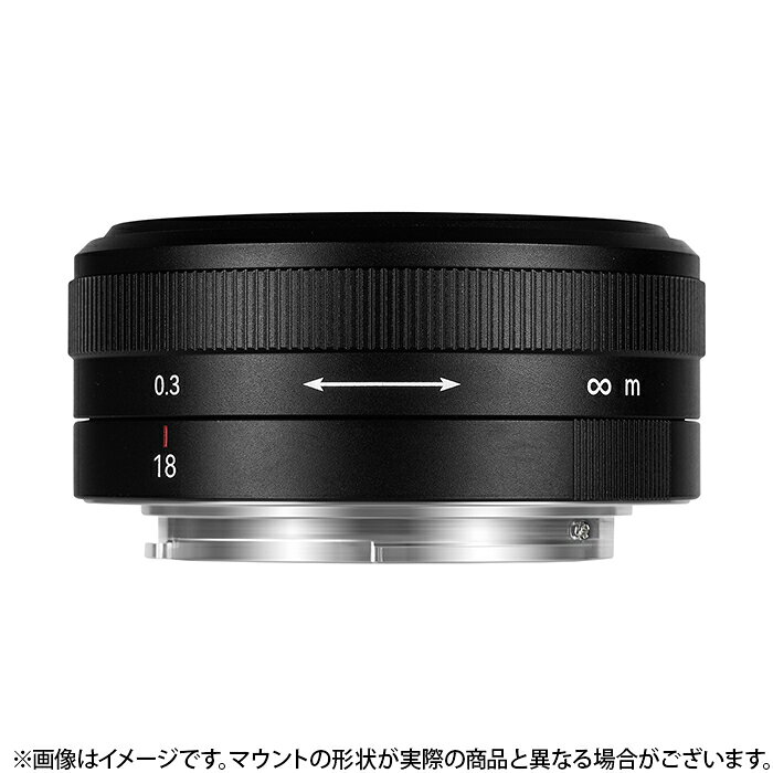 種別：ミラーレス用MFレンズ NOTE七工匠（しちこうしょう）7Artisans 18mm F5.6は、フルサイズセンサー対応のマニュアルフォーカス広角単焦点レンズです。広い画角とコンパクトな設計を両立し、被写体に寄りながら背景も含めた印象的な撮影が可能です。屋外・屋内を問わず、複雑な設定なしで手に取ってすぐに撮影できる使いやすさが特長で、日常の記録に幅広く活用いただけます。付属品：前後キャップ■主な特徴[18mmの広角単焦点レンズ]18mmの焦点距離により、広い画角と自然なパース感を持った奥行きのある描写が可能です。風景、スナップ、ストリートなど多彩な撮影シーンで、いつもとは違う画角で新たな表現を実現します。[最短撮影距離0.3m]最短撮影距離0.3mにより、被写体に寄って背景ごと切り取る表現が可能です。小物や植物などの静物撮影はもちろん、モデルの表情を大胆に切り取るポートレート撮影でも活躍し、広角ならではの遠近感が加わることで、日常の一場面もドラマチックに描写することができます。[シンプルな操作性]絞りはF5.6固定、絞り羽根を持たないシンプルな構造で、撮影中の設定操作を最小限に抑えます。ピントリングの目盛りも控えめに設計されており、コンパクトで無駄のない外観が魅力です。フレーミングとシャッター操作に集中でき、MFを楽しみたいユーザーに最適です。[5群7枚構成のレンズ構成]レンズ構成は5群7枚で、EDレンズ2枚と高屈折レンズ1枚を採用しています。コンパクトながら収差を効果的に補正、細部の輪郭や質感を丁寧に描き出し、作品の完成度を高めます。■主な仕様・対応マウント：ライカL・対応撮像画面サイズ：35mmフルサイズ・焦点距離：18mm・レンズ構成：5群7枚（EDレンズ2枚、高屈折レンズ1枚）・フォーカス：MF（マニュアルフォーカス）・絞り：F5.6（固定）・絞り羽根：無し・最短撮影距離：0.3m・フィルター径：49mm・サイズ：約Φ61×26.5mm（マウント部除く）※マウントにより異なります。