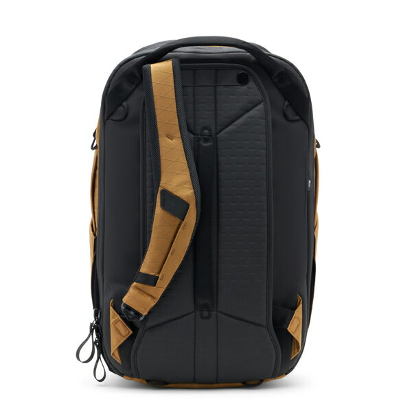 《新品アクセサリー》 peak design (ピークデザイン) 30L トラベル バックパック BTR-30-CY-3 コヨーテ【KK9N0D18P】 3