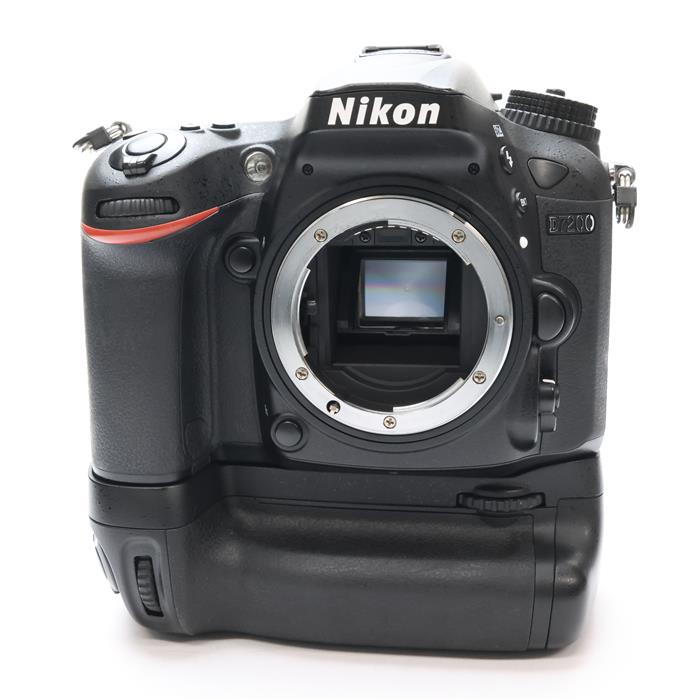 【中古】 《良品》 Nikon D7200 バッテリーパックキット 【接眼レンズ部組部品交換/各部点検済】 [ デジタルカメラ ]