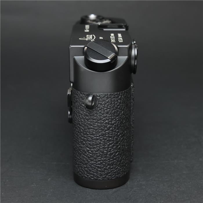 マップカメラ楽天市場店の【中古】 《良品》 Leica M4 50JAHRE 【貴重なライカ50周年記念モデルが入荷しました！】｜アングル3