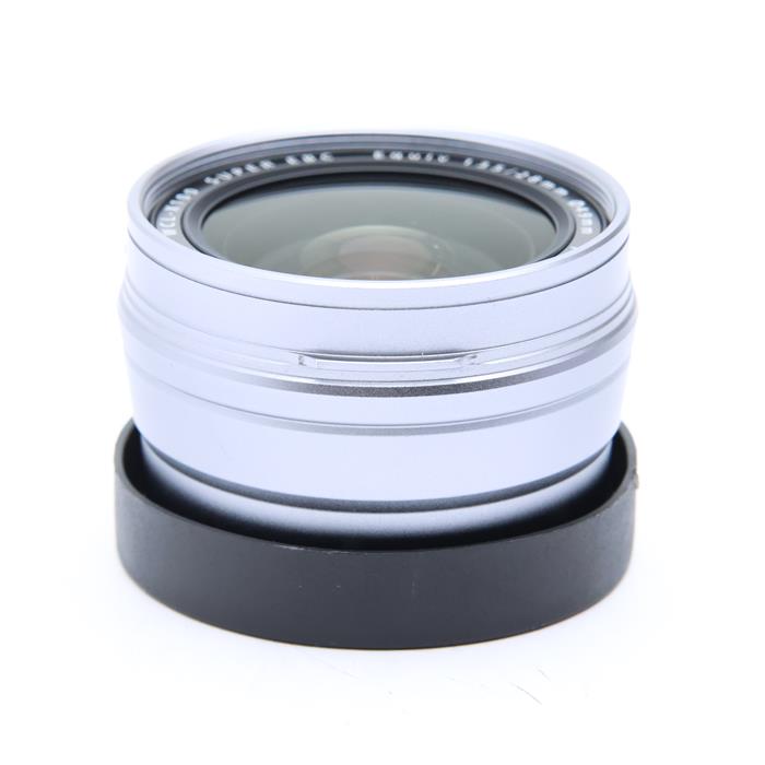 外観状態:良品 マップ保証期間:保証なし 付属品など:レンズフロントキャップ・レンズリアキャップ【ココがポイント！】X100シリーズならではの素直な描写性能を活かしつつ、広角撮影を可能にする専用ワイドコンバージョンレンズです。◎点検スタッフからのコメント【外観】外装に小キズ、レンズ枠部にスレ箇所がありますが、実用品としておすすめの商品です。【機能面・操作】問題なくお使いいただけます。【その他】レンズ内に薄クモリがありますが、撮影に影響の無い範囲です。※お求めの後2週間以内の初期不良はご返品可能です。#251205-n