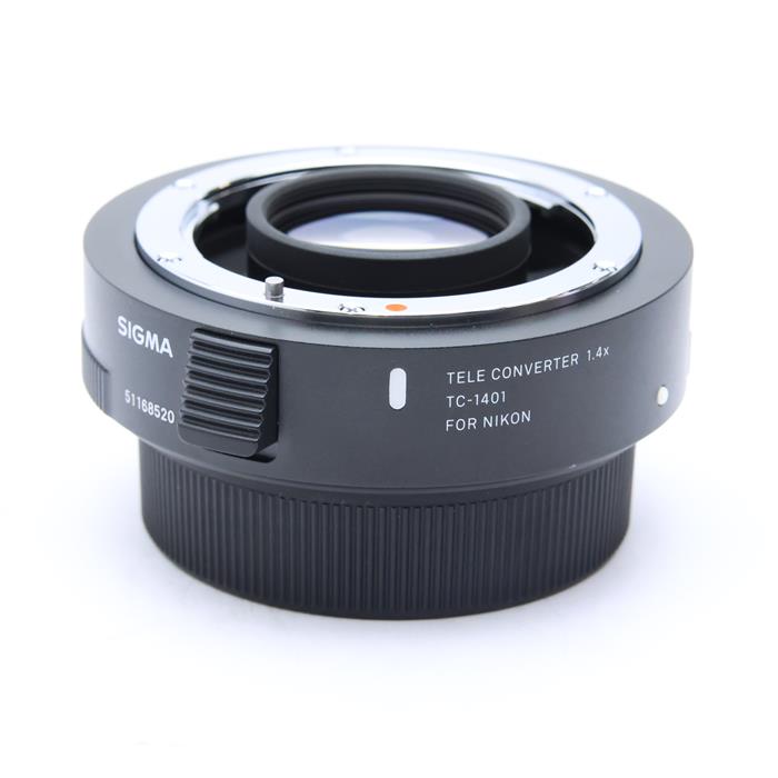 外観状態:良品 マップ保証期間:3ヶ月保証 付属品など:レンズフロントキャップ・レンズリアキャップ【ココがポイント！】SIGMAが新レンズライン用に新開発したテレコンバーターです。収差補正に優れたSLDレンズを採用して高画質を徹底追及するだけでなく、防塵防滴性も考慮した堅牢な作りは、プロユースの過酷な撮影にも対応できます。◎点検スタッフからのコメント【外観】使用によるスレキズ箇所ありますが、全体的なコンディションは良好です。【機能面・操作】動作良好で、安心してお使いいただけます。【その他】レンズ内僅かなチリあります。※お求めの後2週間以内の初期不良はご返品可能です。#251214-n