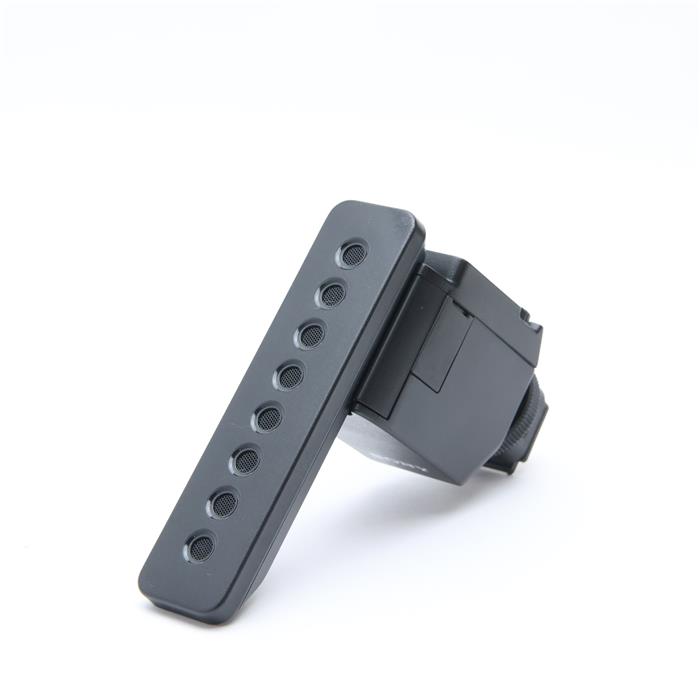 外観状態:良品 マップ保証期間:3ヶ月保証 付属品など:元箱・スタートガイド・ウインドスクリーン・ケース【ココがポイント！】このマイク1本で幅広い収音範囲（鋭指向性／単一指向性／全指向性）に対応した撮影が可能です。また、音声をダイレクトに伝...