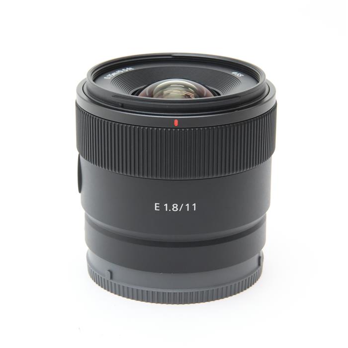 E 11mm F1.8