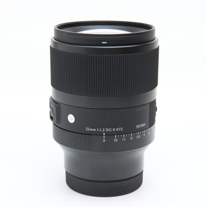 外観状態:良品 マップ保証期間:6ヶ月保証 付属品など:元箱・レンズフロントキャップ・レンズリアキャップ・レンズフード【ココがポイント！】Sigma 35mm F1.2 DG II | Artは、2019年に世界初のミラーレス用35mm F...