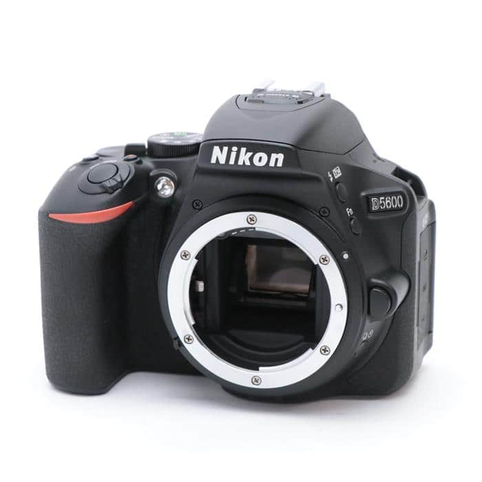 【あす楽】 【中古】 《美品》 Nikon D5600 ボディ 【液晶モニター底カバー部品交換/各部点検済】 デジタルカメラ