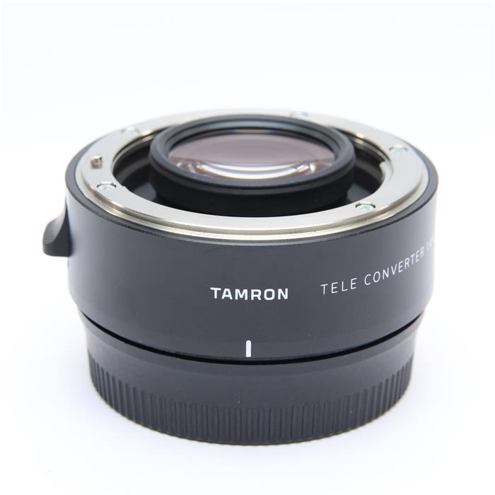 外観状態:美品 マップ保証期間:6ヶ月保証 付属品など:レンズフロントキャップ・レンズリアキャップ【ココがポイント！】装着するレンズの焦点距離を1.4倍にするテレコンバーター。ゴーストとフレアの発生を抑えた設計がなされています。◎点検スタッフからのコメント【外観】小キズ箇所がありますが、全体的に丁寧に使用されている中古品です。【機能面・操作】問題なくお使いいただけます。※お求めの後2週間以内の初期不良はご返品可能です。#260109-n