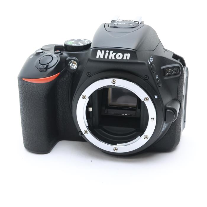 【あす楽】 【中古】 《美品》 Nikon D5600 ボディ 【外観ゴムファインダー機構部品交換/各部点検済】 デジタルカメラ