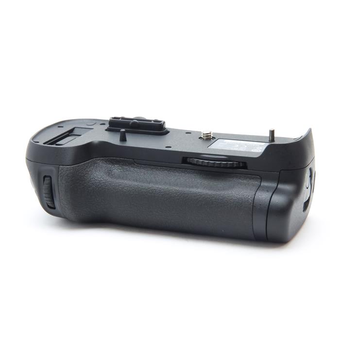 外観状態:美品 マップ保証期間:保証なし 付属品など:単三電池ホルダー・EN-EL15ホルダー・ホルダーケース【ココがポイント！】D800/D800E、D810、D810A用の縦位置グリップ。縦位置の撮影に長けたアイテムです。◎点検スタッフからのコメント【外観】僅かな使用感がございますが、全体的に丁寧に使用されている中古品です。【機能面・操作】問題なくお使いいただけます。※お求めの後2週間以内の初期不良はご返品可能です。#260116-n