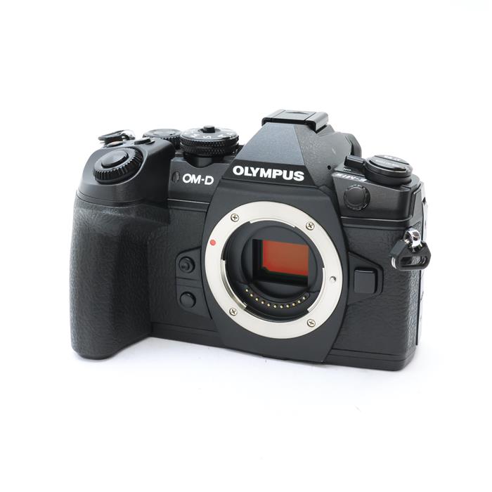 【あす楽】 【中古】 《美品》 OLYMPUS OM-D E-M1 Mark II ボディ 【グリップラバー部品交換/各部点検済】【別売予備バッテリー付！】 [ デジタルカメラ ]