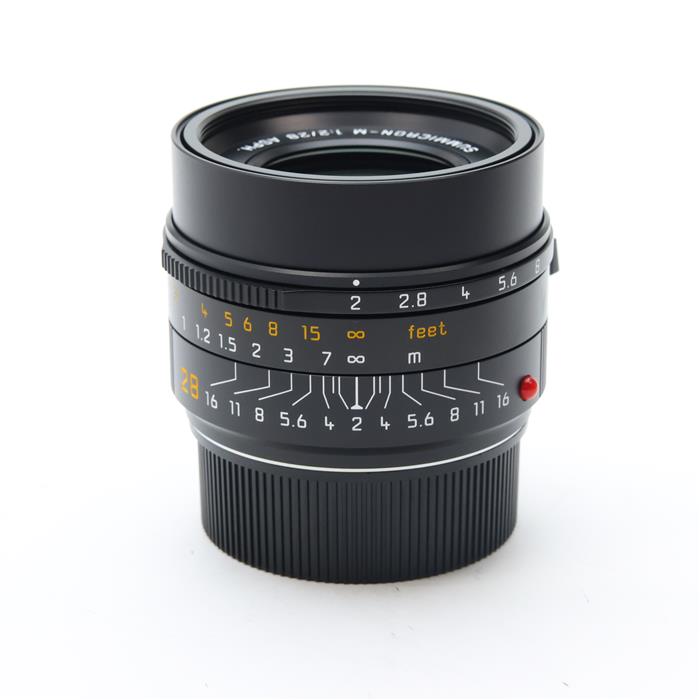 外観状態:美品 マップ保証期間:6ヶ月保証 付属品など:元箱・インフォメーションガイド・レンズフロントキャップ・レンズリアキャップ・ケース【ココがポイント！】汎用性に優れた広角レンズの新世代モデル『Leica ズミクロンM f2/28mm ASPH.』は、さまざまな点を技術的に向上させることで最新の撮像素子技術にも対応するレンズへと生まれ変わりました。これにより、現行のM型カメラはもちろん、今後登場するM型カメラでもその性能を存分に発揮することでしょう。また、最短撮影距離が従来の0.7mから0.4mに短縮されました。この最短撮影距離と広角レンズの特性により、表現の可能性がさらに大きく広がりました。◎点検スタッフからのコメント【外観】僅かな使用感はございますが、全体的に綺麗な状態の中古品です。【機能面・操作】動作良好です。安心してお使いいただけます。※お求めの後2週間以内の初期不良はご返品可能です。#260125-n