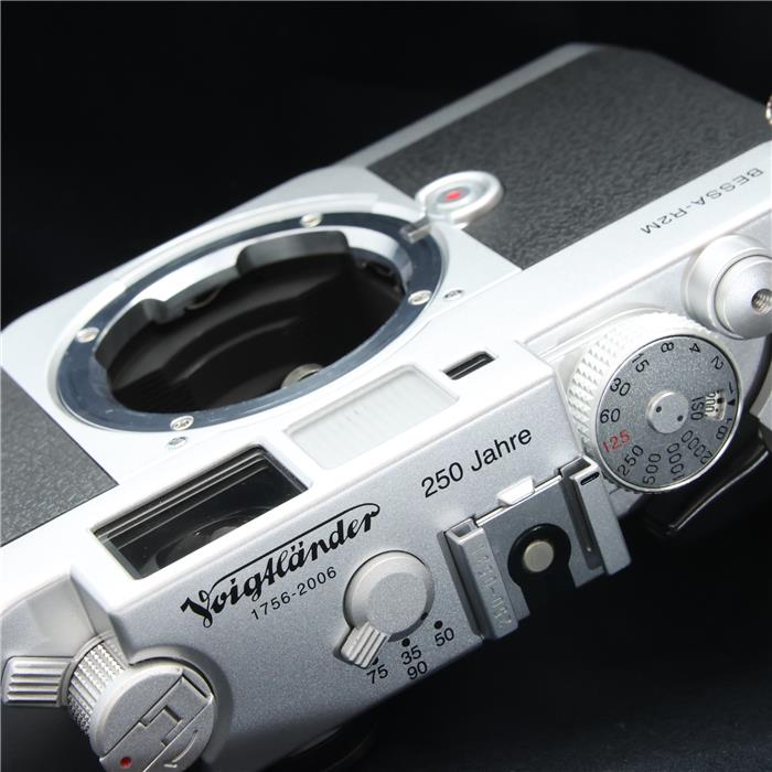 ����š� �����ʡ� Voigtlander BESSA R2M 250th �ܥǥ��Τ� ����С� �ڴ����ʥե����ȥ�������Ω250��ǯ��ǰ�����ǥ뤬���٤���...
