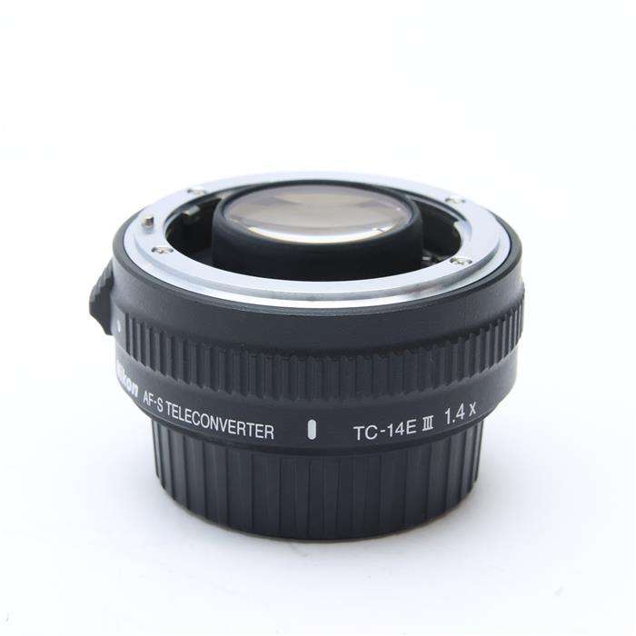 外観状態:良品 マップ保証期間:6ヶ月保証 付属品など:レンズフロントキャップ・レンズリアキャップ【ココがポイント！】主レンズの焦点距離を1.4倍にするテレコンバーターです。最新の光学設計により、主レンズの光学性能を最大限に引き出します。耐久性が高く、撥水・撥油性に優れるニコン独自のフッ素コートをNIKKORとして、初めて採用しています。◎点検スタッフからのコメント【外観】鏡筒にスレがありますが全体的に良好な状態です。【機能面・操作】各部動作良好です。安心してお使いいただけます。※お求めの後2週間以内の初期不良はご返品可能です。#260207-n