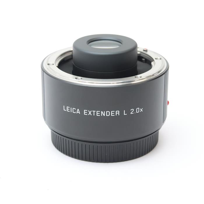 外観状態:美品 マップ保証期間:6ヶ月保証 付属品など:元箱・ポーチ【ココがポイント！】『ライカ エクステンダーL 2.0x』は、「ライカ バリオ・エルマリートSL70-200mm F2.8 ASPH.」と組み合わせれば、焦点距離を2倍に伸ばすことができます。コンパクトなサイズ感で、バッグなどに収納してもかさばることなくクリエイティブな表現の可能性を広げます。 ◎点検スタッフからのコメント【外観】僅かな使用感はございますが、全体的に綺麗な状態の中古品です。【機能面・操作】動作良好です。安心してお使いいただけます。※お求めの後2週間以内の初期不良はご返品可能です。#260204-n