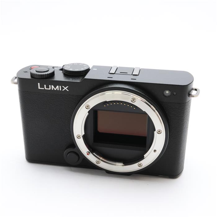 【中古】 《並品》 Panasonic LUMIX S9 ボディ DC-S9-K ジェットブラック 【前面グリップラバー部品交換/各部点検済】【別売予備バッテリー付！】 [ デジタルカメラ ]