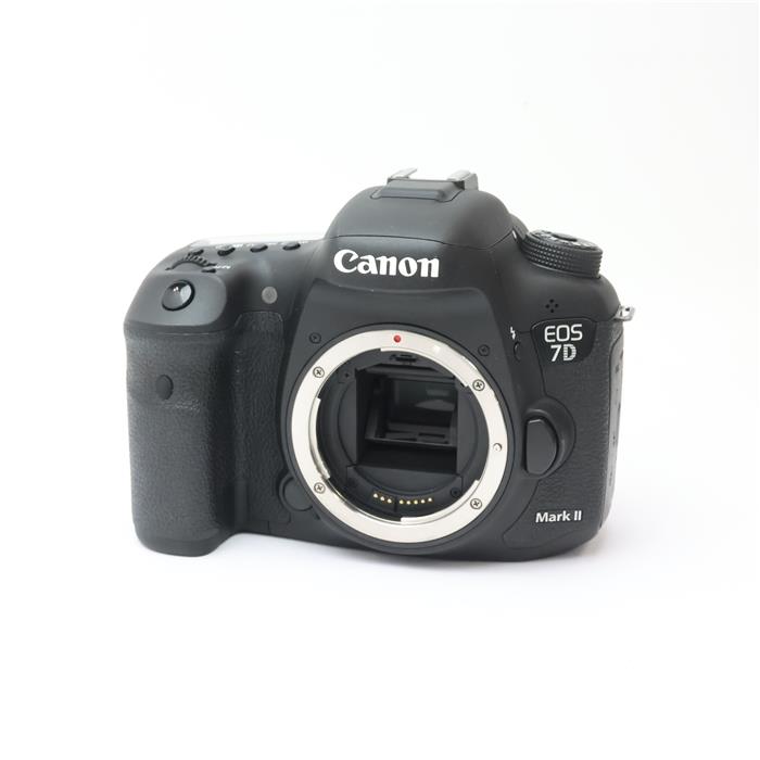 【中古】 《並品》 Canon EOS 7D Mark II �