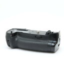 【中古】 《並品》 Nikon マルチパワーバッテリーパック MB-D17