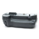 【中古】 《美品》 Nikon マルチパワーバッテリーパック MB-D15