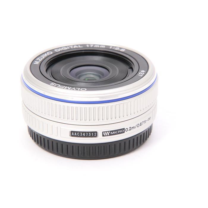 良品》 OLYMPUS M.ZUIKO DIGITAL F2.8 交換レンズ マイクロフォーサーズ 17mm Lens シルバー