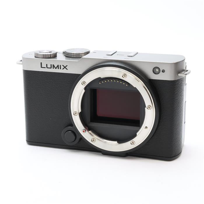 【中古】 《良品》 Panasonic LUMIX S9 ボディ DC-S9-S ダークシルバー 【背面基板MENUボタンダイヤル部品交換/各部点検済】 [ デジタルカメラ ]