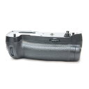【中古】 《並品》 Nikon マルチパワーバッテリーパック MB-D17