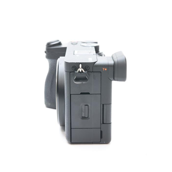 【中古】 《良品》 SONY α6700 ボディ ILCE-6700 【SDスロット部品交換/各部点検済】 [ デジタルカメラ ]