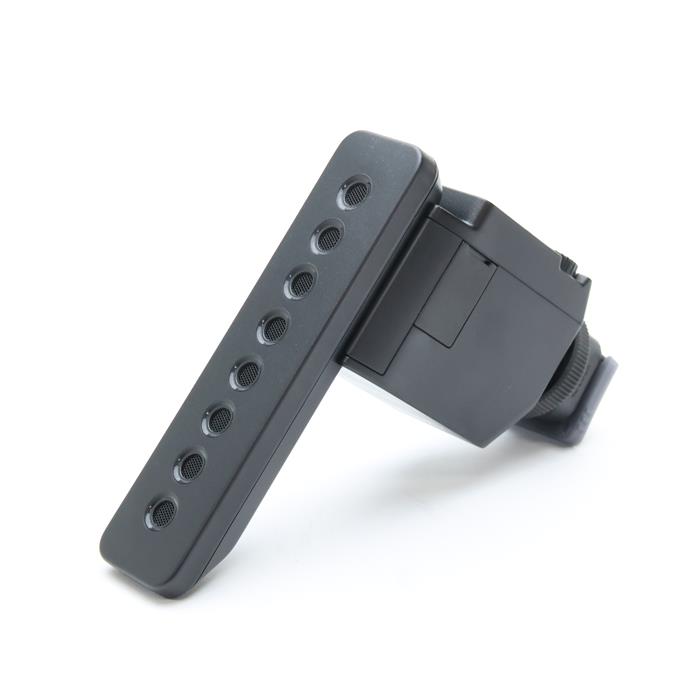 外観状態:良品 マップ保証期間:3ヶ月保証 付属品など:ウインドスクリーン・ケース【ココがポイント！】このマイク1本で幅広い収音範囲（鋭指向性／単一指向性／全指向性）に対応した撮影が可能です。また、音声をダイレクトに伝送できるため、高音質で...