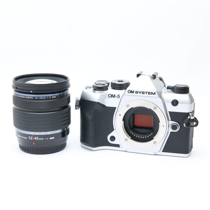 【中古】 《良品》 OM SYSTEM OM-5 Mark II 12-45mm F4.0 PRO レンズキット シルバー [ デジタルカメラ ]