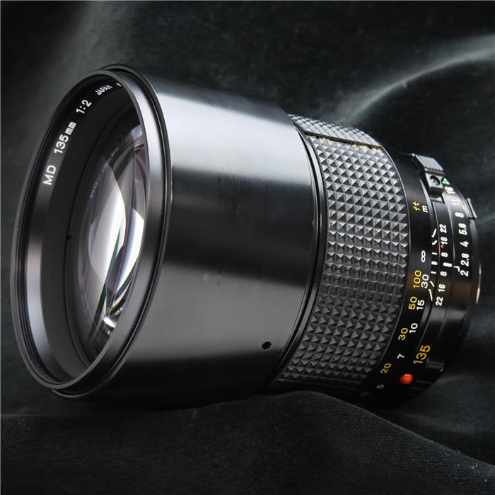 【中古】 《並品》 MINOLTA New MD 135mm F2 ※MD 表記 黄色数字 【ミノルタ製レンズの中でも希少な一本が入荷しました！】 [ Lens | 交換レンズ ]