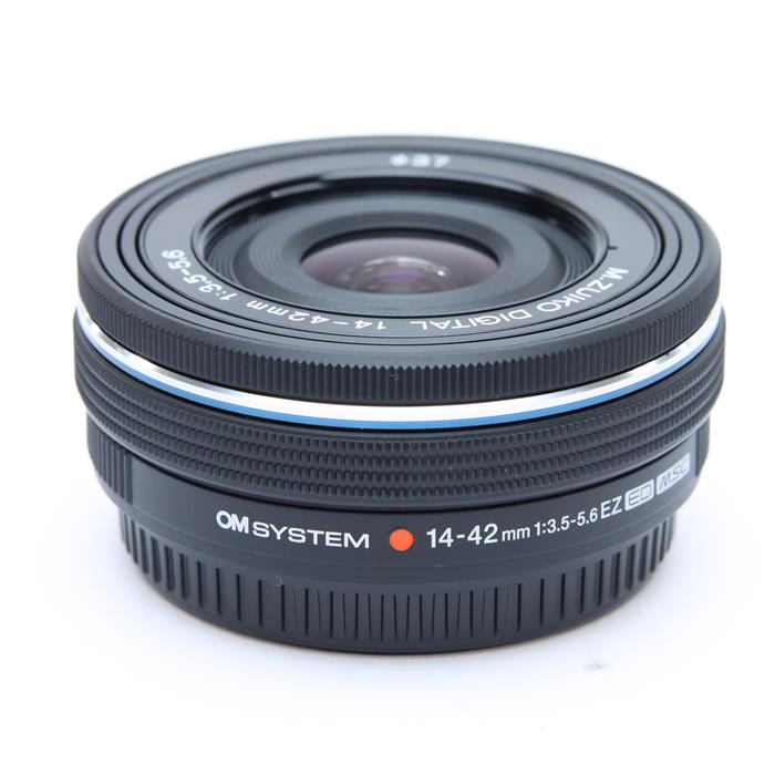 【中古】 《良品》 OM SYSTEM M.ZUIKO DIGITAL ED 14-42mm F3.5-5.6 EZ ブラック [ Lens | 交換レンズ ]