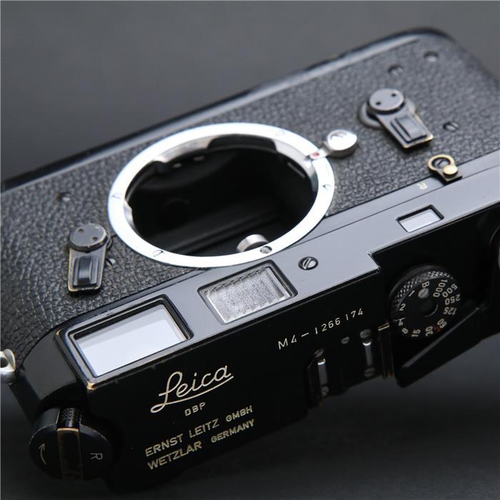 【あす楽】 【中古】 《良品》 Leica M4 ブラックペイント 【貴重な逸品が入荷しました 】【ファインダー内清掃/シャッタースピード調整/各部点検済】