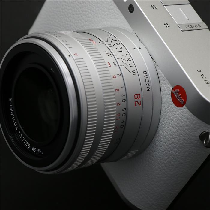 【あす楽】 【中古】 《美品》 Leica Q(Typ116) Snow by Iouri Podladtchikov [ デジタルカメラ ]