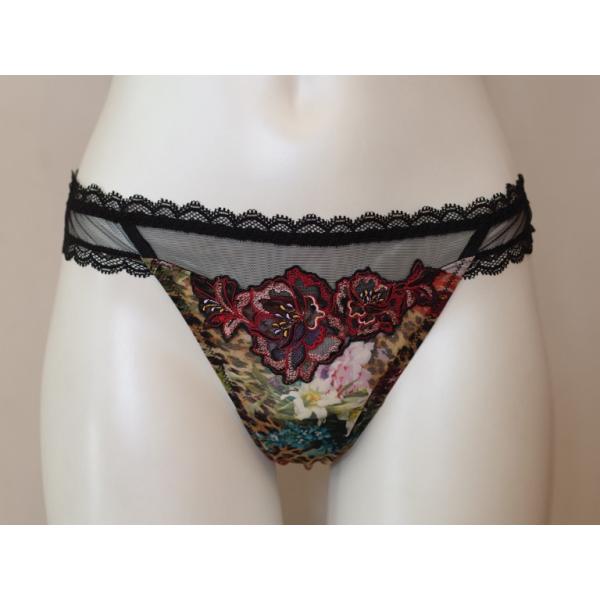 LISE CHARMEL（リズシャルメル）COROLLE FAUVE（黄褐色の花冠）Gストリング