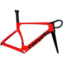 【cervelo2024】【cervelo231209】【cervelo231230】■状態：新品※サイトの表示が『お取り寄せ（or取寄）』の商品にきましては、事前に仕入先様へ在庫、納期の確認を行いますので、お手数ですがご注文の際は事前に当店へ在庫と納期のお問い合わせをお願い致します。■商品説明・cervelo（サーベロ）1995年に設立されたカナダトロントに本拠点を構えるcervelo(サーヴェロ)。2人のエンジニア、フィル・ホワイトとジェラルド・ヴルーメンが革新的なタイムトライアルバイクを開発しようと決めたことに遡ります。サーヴェロの名の由来は、イタリア語で頭脳を意味する「cervello」と、フランス語で自転車を意味する「velo」を組み合わせた造語。文字通りそれは 「頭脳を持つバイク」であり、ある思想がインプットされたバイクであるとも言えます。・S5 フレームセットSIMPLIFY, REFINE and ENHANCES5の目的はただ一つ、誰よりも早くゴールラインに到達すること。2003年に初代エアロロードバイクである"ソロイスト"が誕生して以来、cerveloはエアロバイクのあり方を再定義してきました。新しいS5は、これまでのエアロロードの定義と歴史を引き継ぎ、ライダーをより速くするという使命を体現しています。UCIで認められている形状を最大限に生かすために、ボリュームを持たせたフレームセクションと新しいフォーク設計が採用されています。新しいフォークはフロントエンド全体をシンプルにし、ホイールとタイヤのクリアランスを拡大することでさらに速いバイクを実現することが出来ました。バイク全体として空気抵抗を減らし、表面積を拡大しました。そして、表面積を拡大しながらも、重量を減らすことに成功しました。シンプルに、より速く、そしてより快適に。■スペック・サイズ：48 , 51 , 54 , 56・カラー：Five Black ・ Sapphire/Ice ・ Tiger Eye・フォーク：cervelo All-Carbon, Tapered S5 Fork・ヘッドセット：FSA IS2 1-1/8 x 1-3/8・ハンドル：cervelo HB14 Carbon48サイズ:380mm51サイズ:400mm54サイズ:420mm56サイズ:420mm※ご注文時にハンドル幅をお選びいただけます。・ステム：cervelo S5Stem ST3548サイズ:80mm51サイズ:90mm54サイズ:100mm56サイズ:100mmご注文時にステム長をお選びいただけます。・シートポスト：cervelo Carbon, Aero SP2048,51サイズ：0mmオフセット54,56サイズ：15mmオフセット・スルーアクスル：cervelo Aero Thru-Axles（ネジ式）, 12x100/142・付属品：ハンドルバーコンピューターマウント,リアアクセサリーマウント・ボトムブラケット規格BBright・ボトムブラケット付属なし・重量制限:バイクにかかる重さ（ライダー + 装備品）100kgまで■ジオメトリ■特記事項・商品画像は製品イメージです。予告なく仕様やデザイン等の変更がある場合がございます。予めご了承ください。