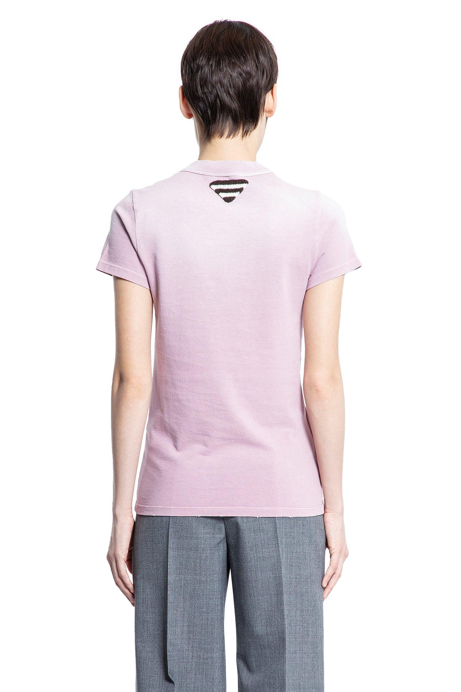 college logo t-shirt