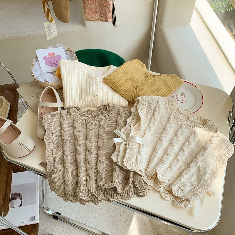 【送料無料】ニットベスト セーター 子供服 ニットベスト 80 90 100 110 120 130 140 女の子 ノースリーブ おしゃれ レイヤード フリル かわいい キッズ ジュニア 春 秋 冬 アウトウェア 新生児服 通園 幼稚園 出産祝い 楽天海外通販