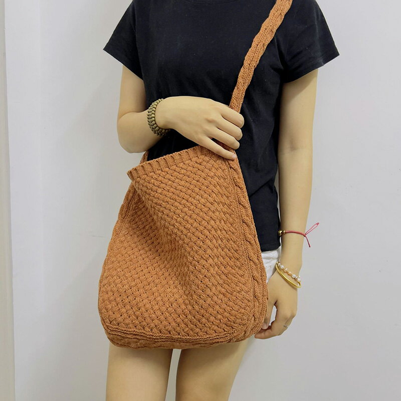 送料無料 ショルダーバック バック かばん レディース 女性 簡単 復古 メリヤス編み バック 毛糸 ショ..